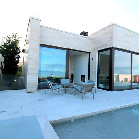 Deluxe Jante Infinity Pool * Durrës