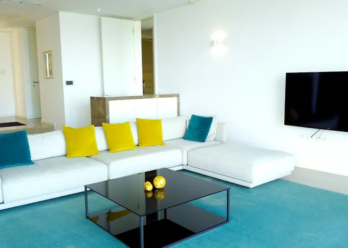 Deluxe Jante Infinity Pool Villa *