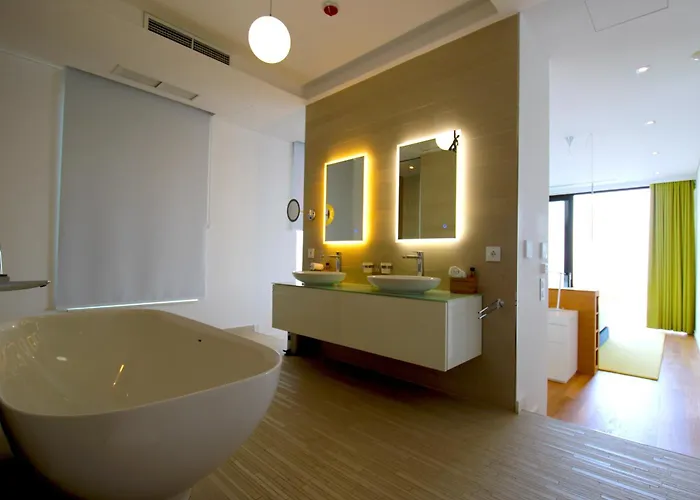 Deluxe Jante Infinity Pool Villa *