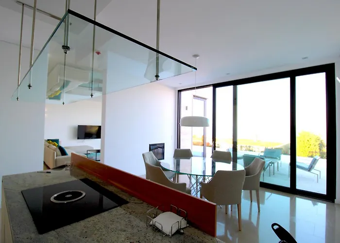 Deluxe Jante Infinity Pool Villa *